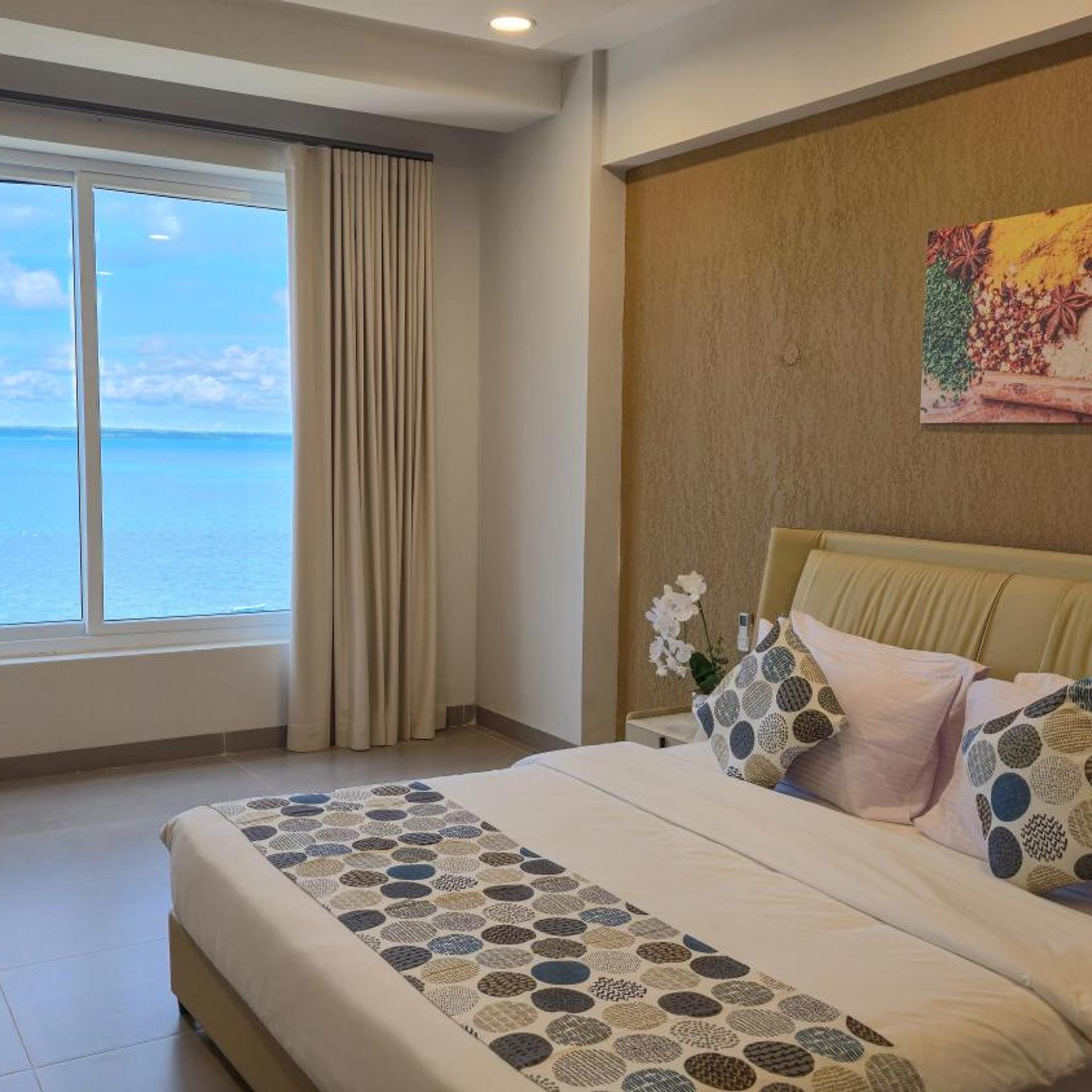 Blue Ocean Resort & Residences 18/50