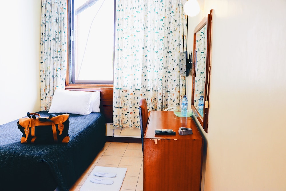 Lotus Hotel 34/34