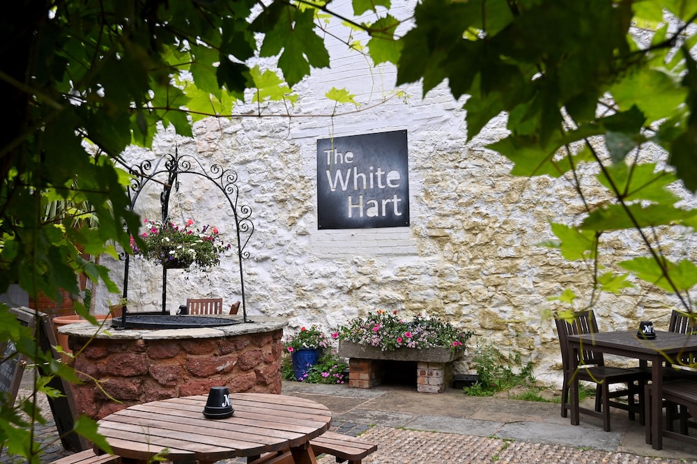 White Hart Hotel By Marstons Inns 22/39