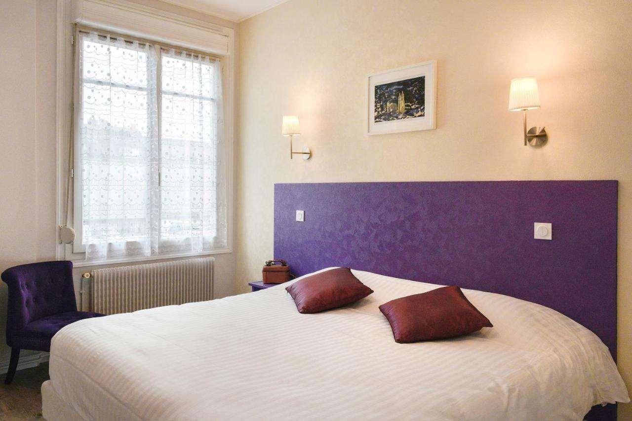 HÔTEL DES CHÂTEAUX DE LA LOIRE 11/50