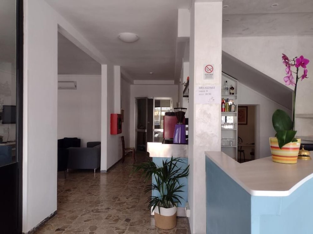 Hotel Villa Panda 3/16