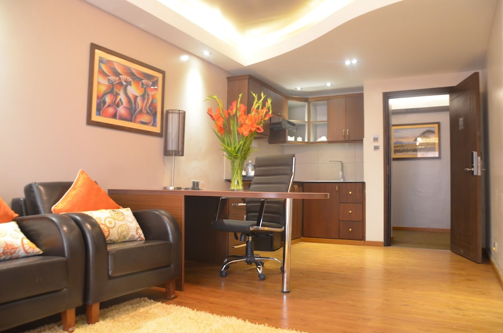 Ngong Hills Hotel 50/72