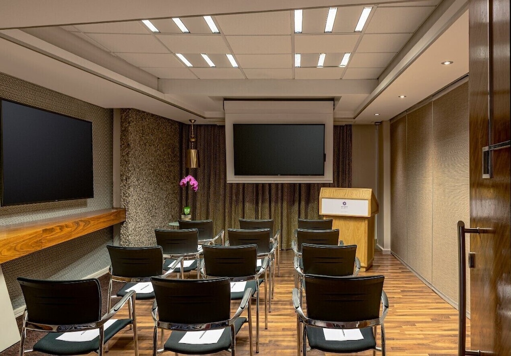 Hyatt Regency Cape Town 53/63