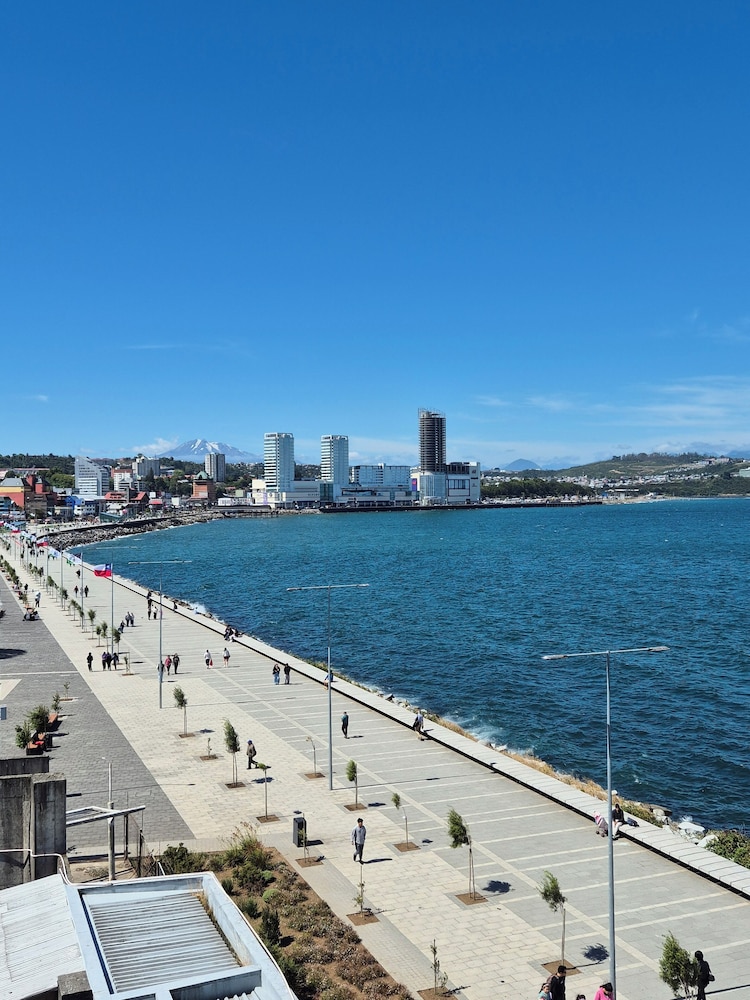 Ibis Puerto Montt 30/42