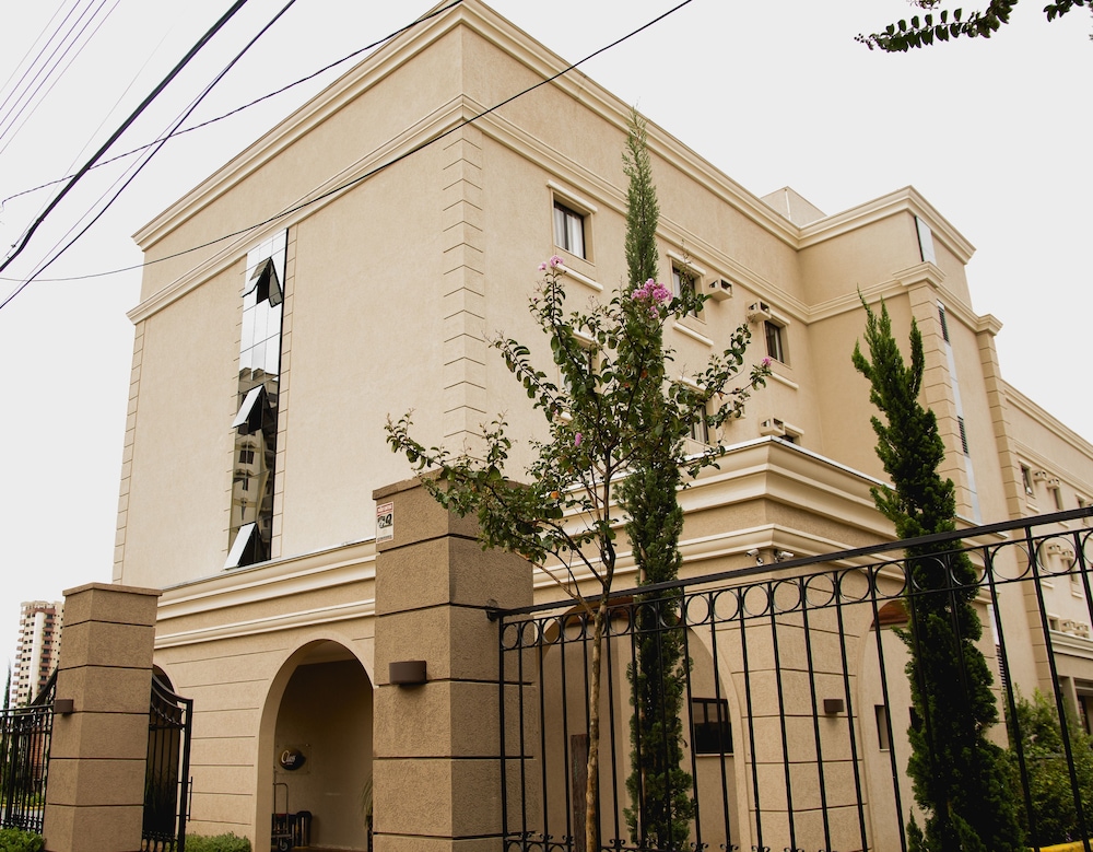 Class Hotel Rio Claro 2/43
