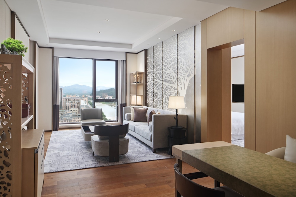 Sheraton Yunfu Xinxing Hotel 29/55