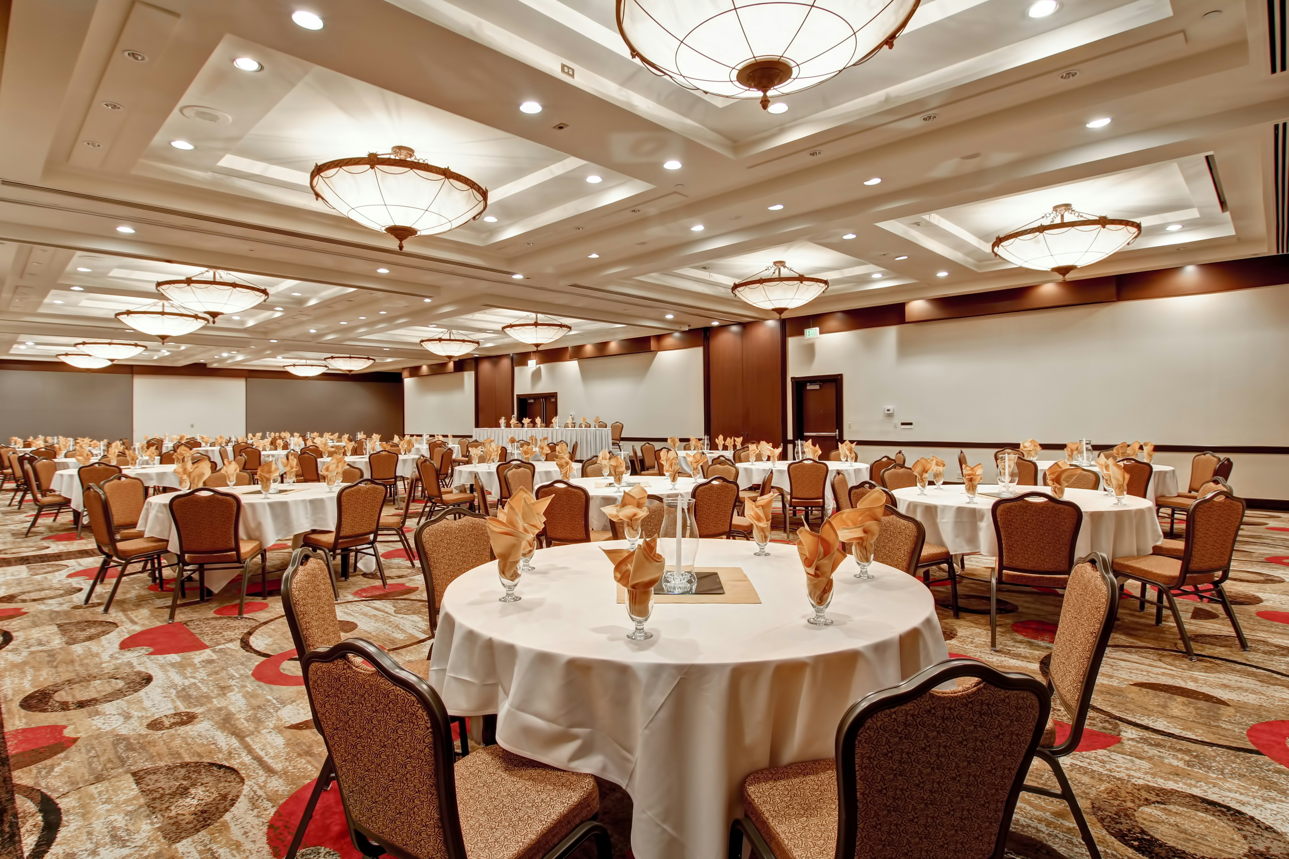 DoubleTree by Hilton Hotel Pleasanton at the Club 54/70