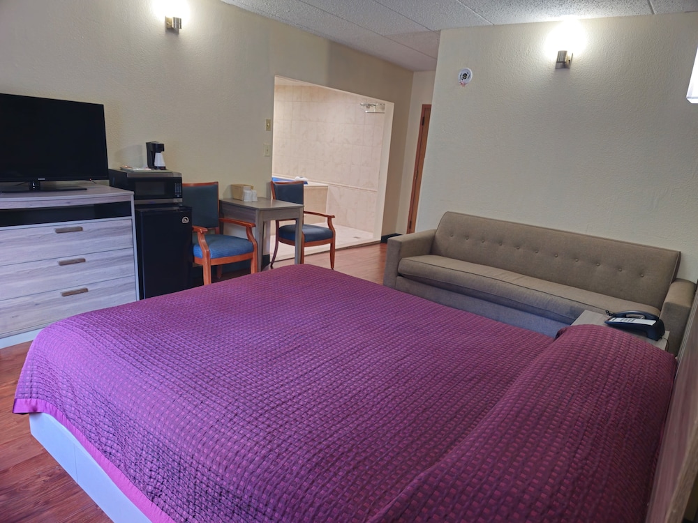 La Mirage Motor Inn 9/36