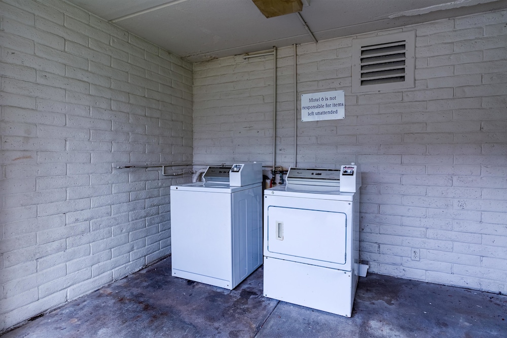 Motel6 Baytown, TX - Garth Rd 11/63