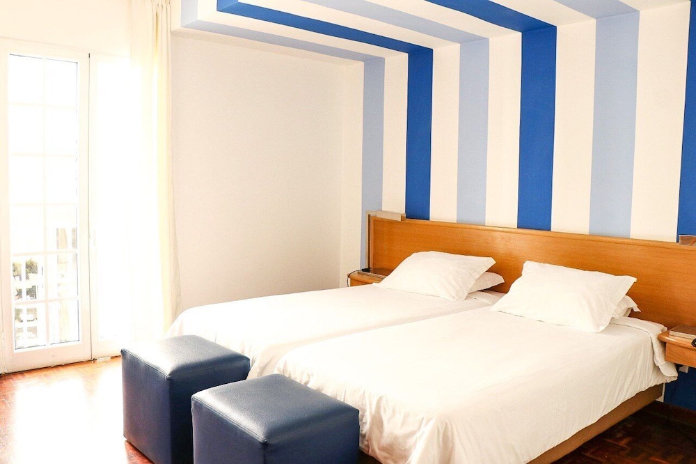 Room, Single, Double Bed