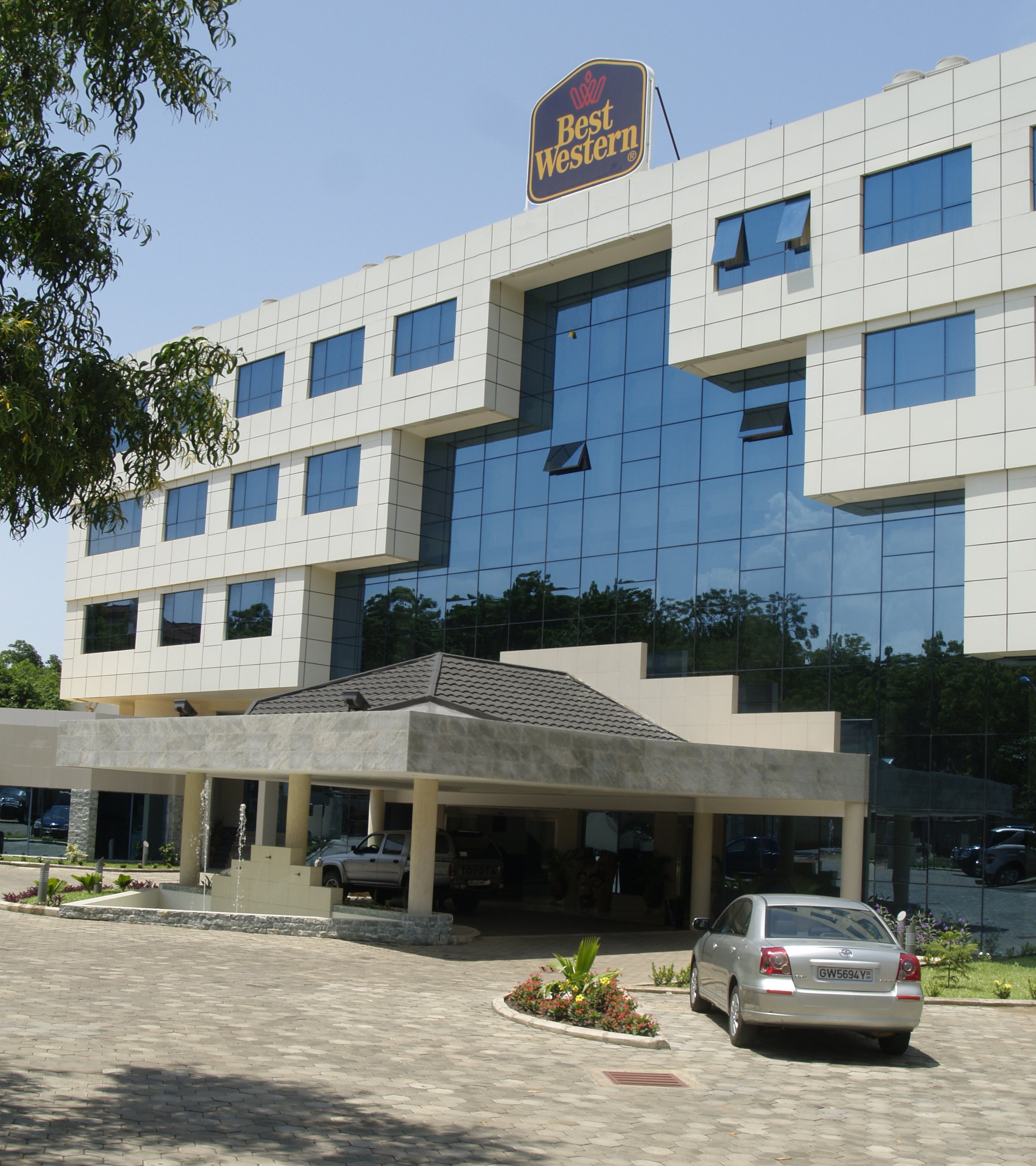 Best Western Premier Accra Airport Hotel 34/36