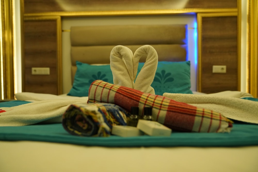 Cakir Termal Otel 6/19