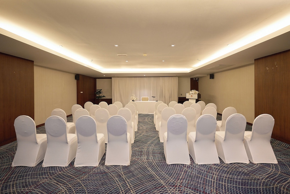 Rua Rasada Hotel - The Ideal Venue for Meetings & Events 66/76