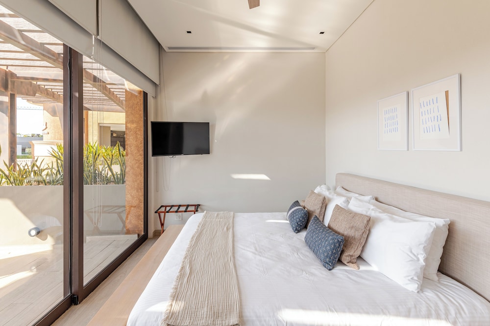 The Paraiso Residences at Marina Cabo 15/55