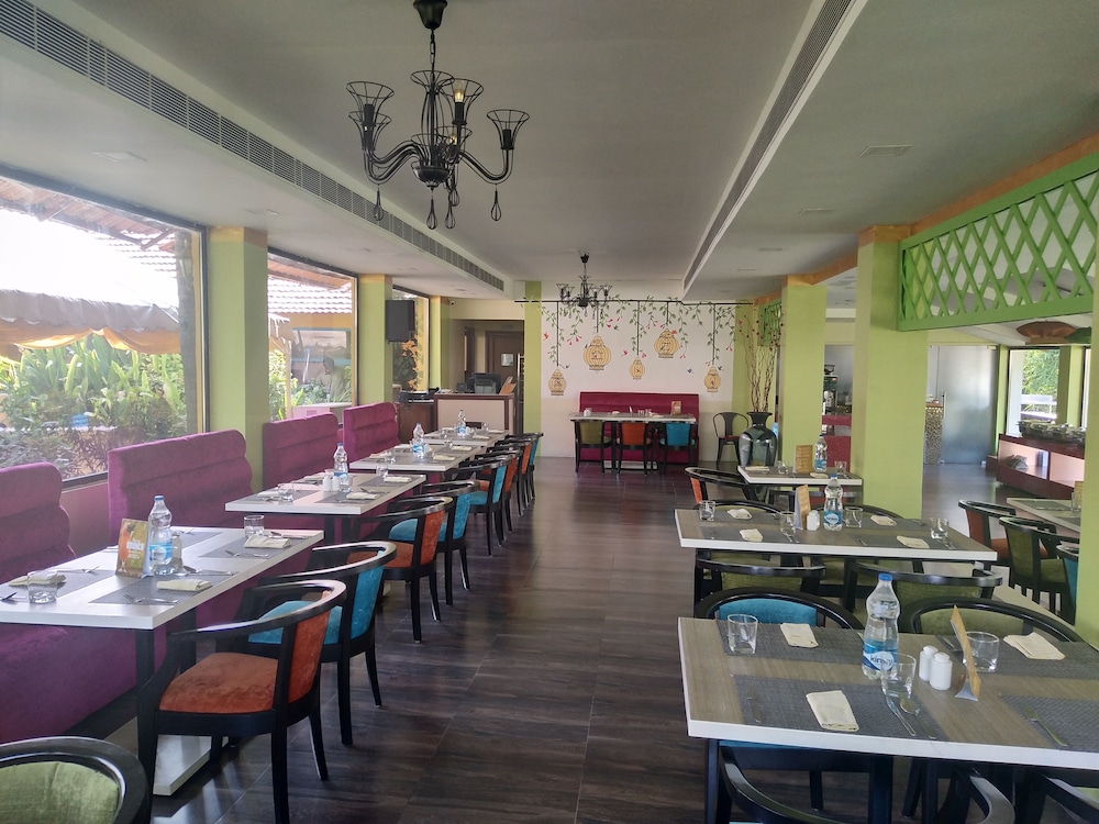 Green Meadows Resort 27/37