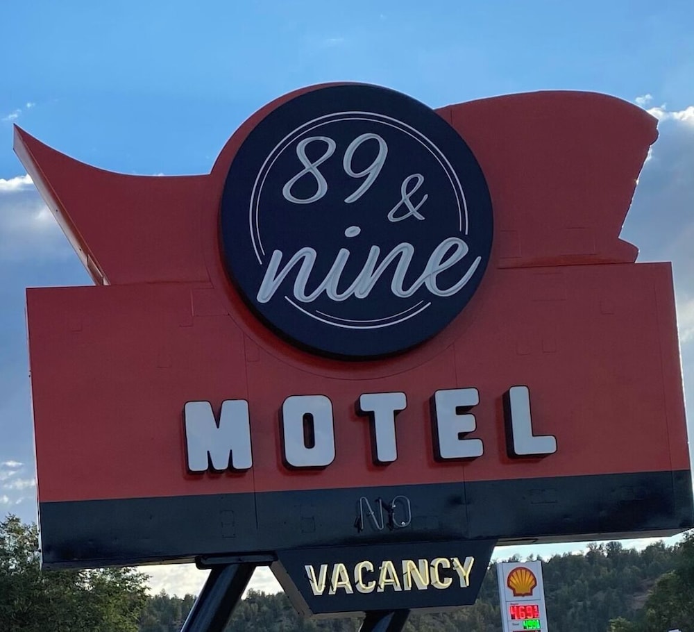 89 & Nine Motel 1/14