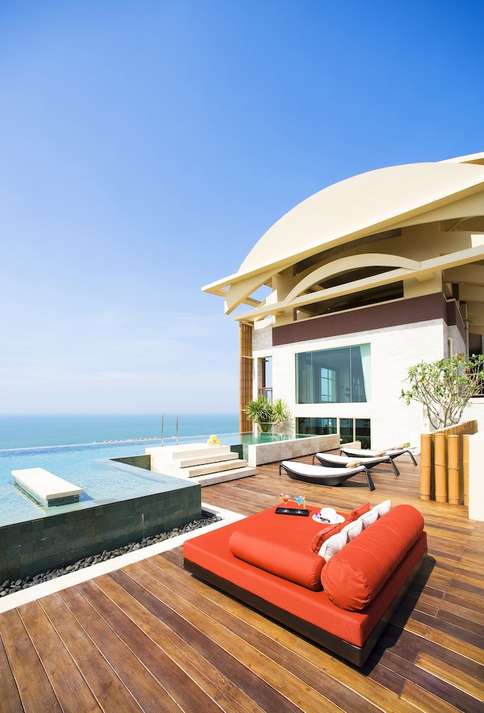Centara Grand Mirage Beach Resort Pattaya 3/81