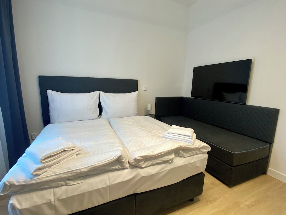 Figaro Suites 14/43