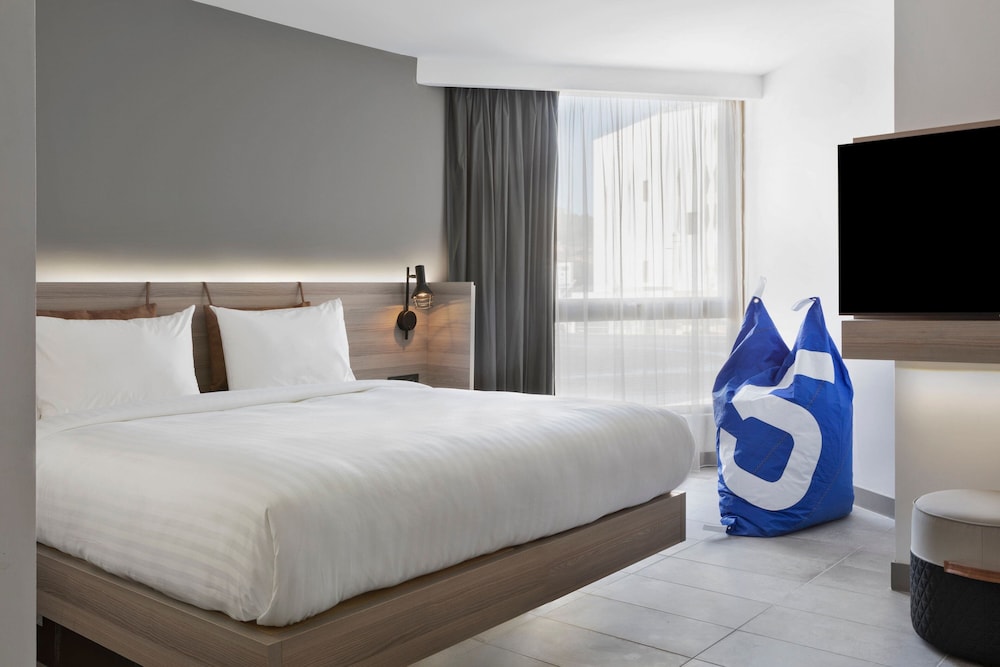 Room at B&B HOME La Ciotat, LA CIOTAT