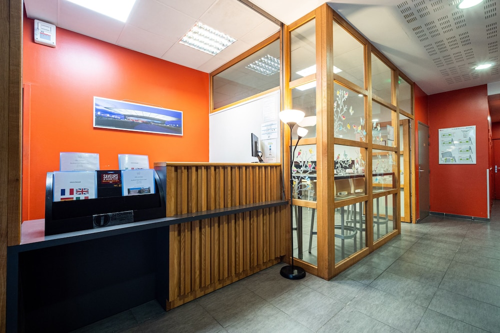 RESIDHOTEL SAINT ETIENNE CENTRE 3/50