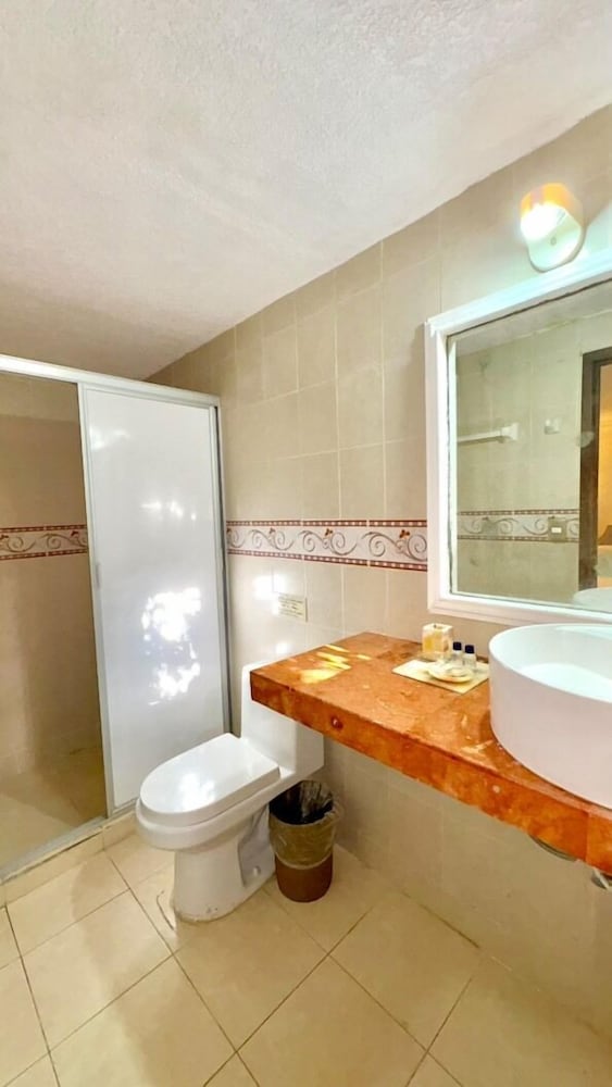 Suites Cancun Center 56/57