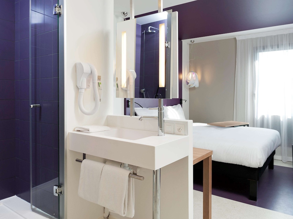 IBIS STYLES NIMES GARE CENTRE 24/57