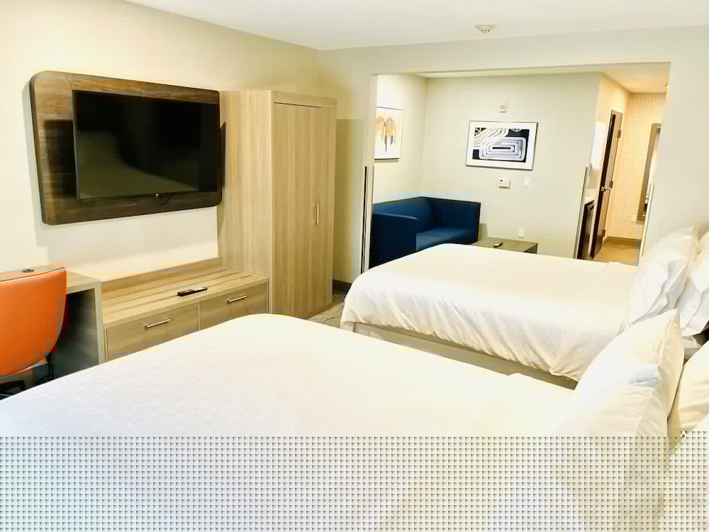 Holiday Inn Express Hotel & Suites Frazier Park 20/67