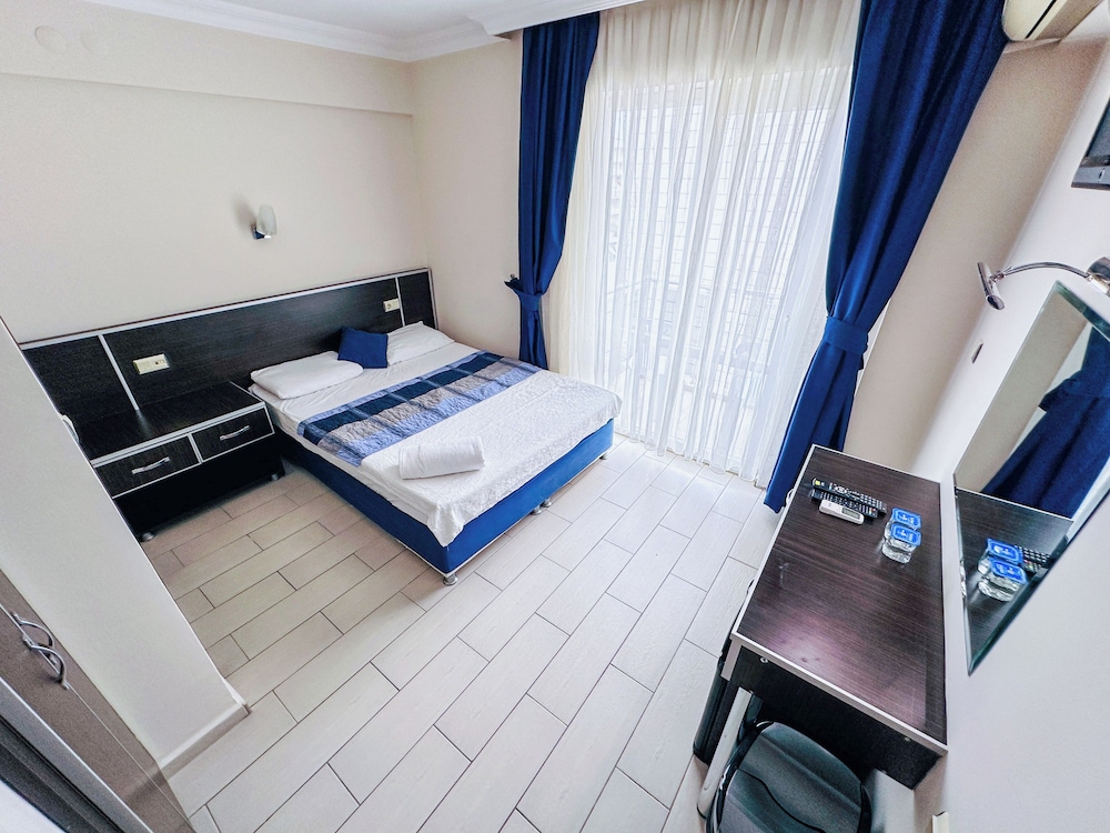 Aristo Hotel 23/55