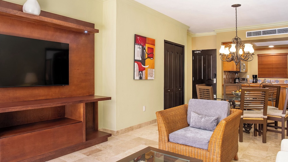 Villa Del Arco Beach Resort And Spa 55/78