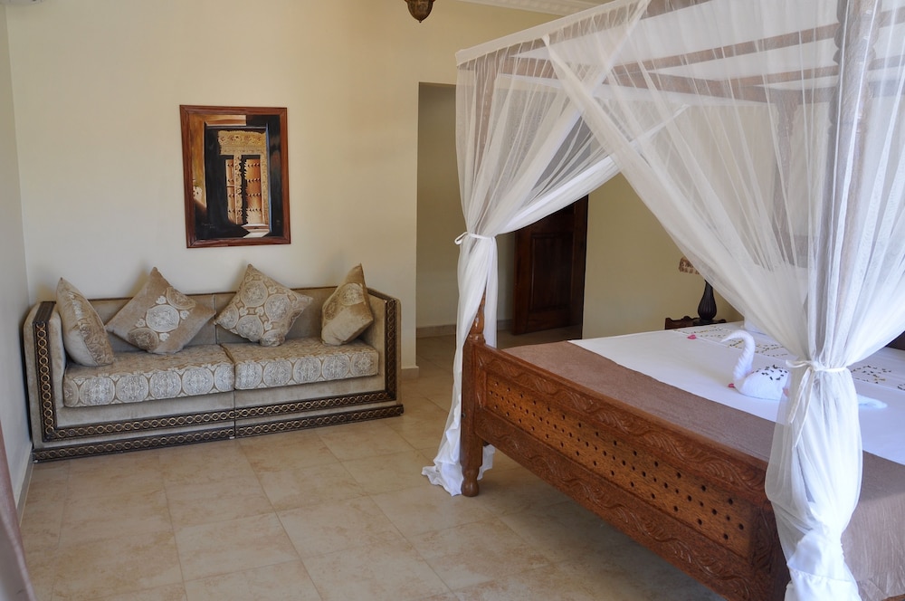 The Sands Beach Resort, Zanzibar 24/72