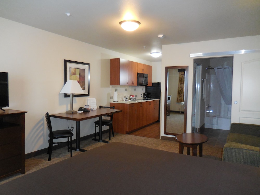 Ledgestone Hotel Elko 34/50