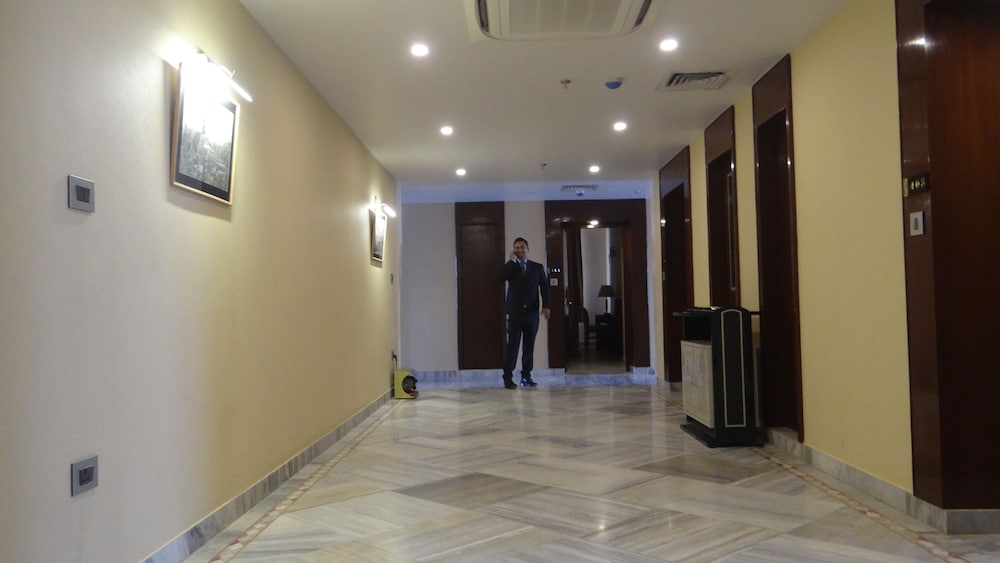 The Legend Hotel 17/29