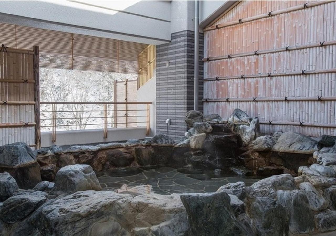 Hotel New Momiji 23/33