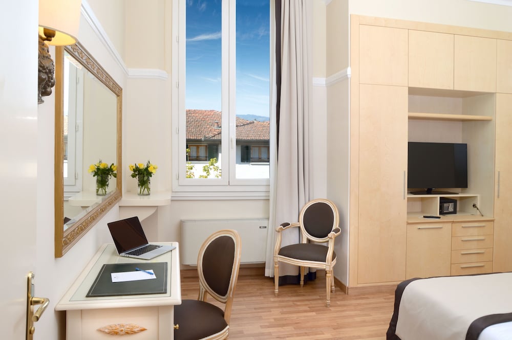 Grand Hotel Vittoria 52/71