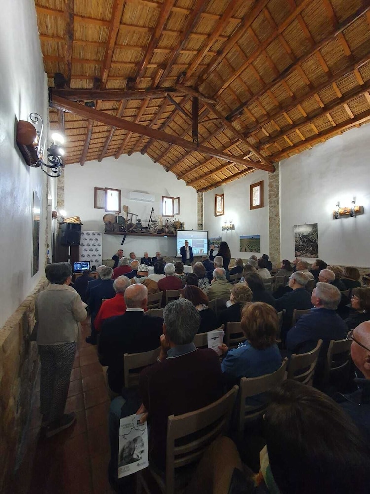 Agriturismo Vultaggio 55/71