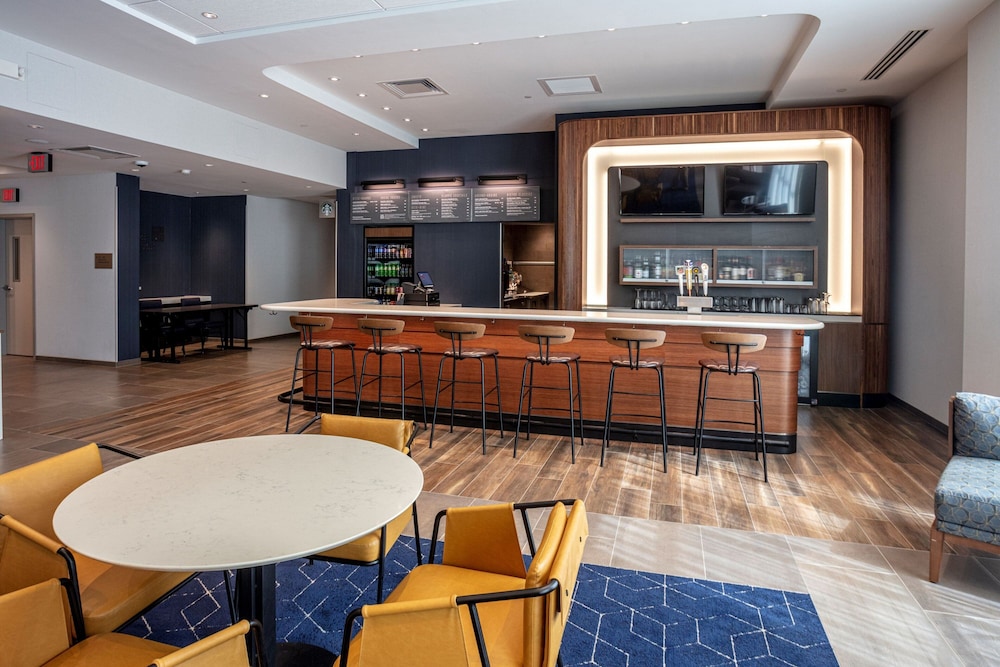 Courtyard by Marriott Rochester Downtown 23/33