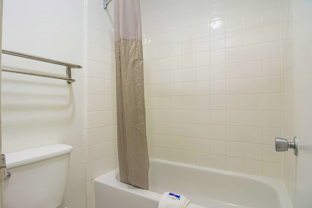 Motel6 Gainesville, GA 64/65