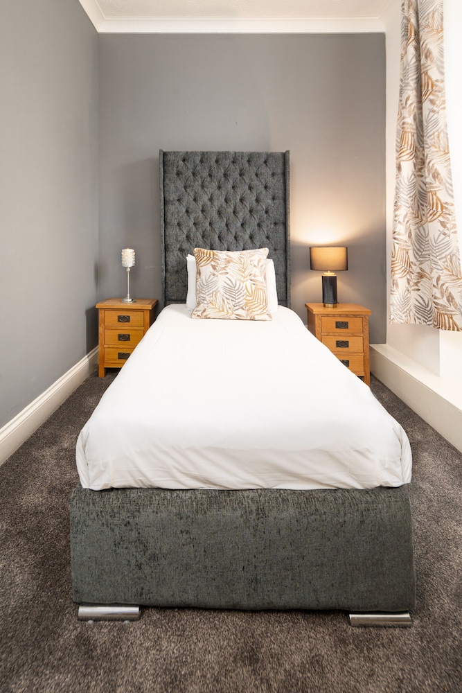 Boars Head Hotel 14/50