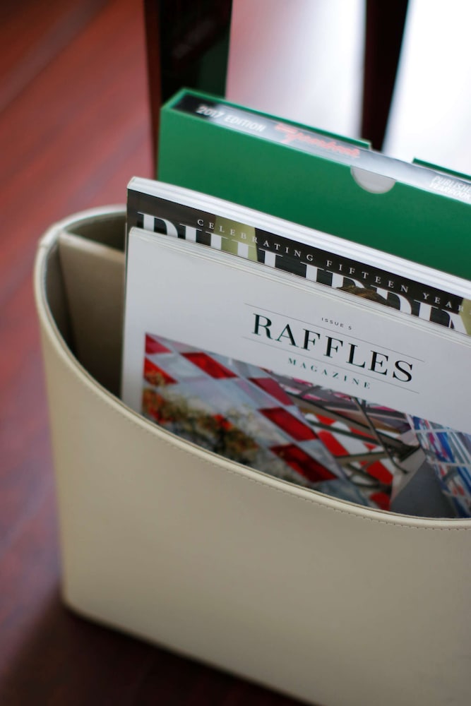 Raffles Makati 27/50