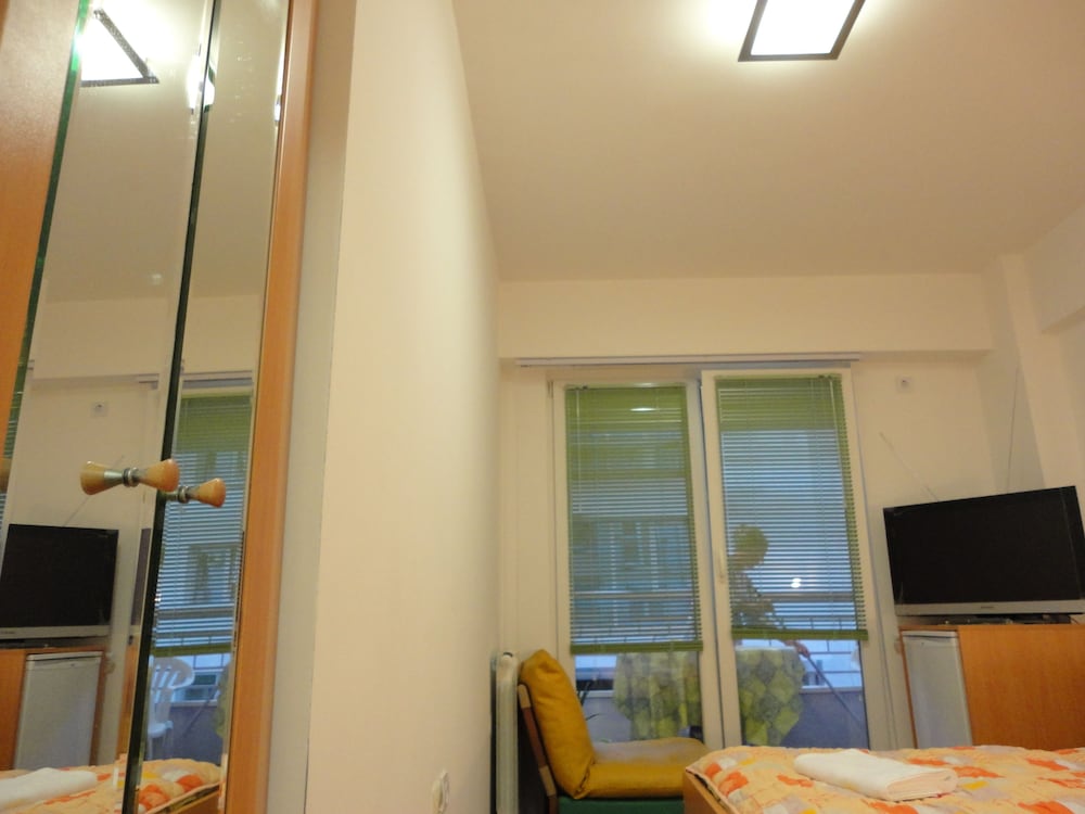 Accommodation Mell 10/30