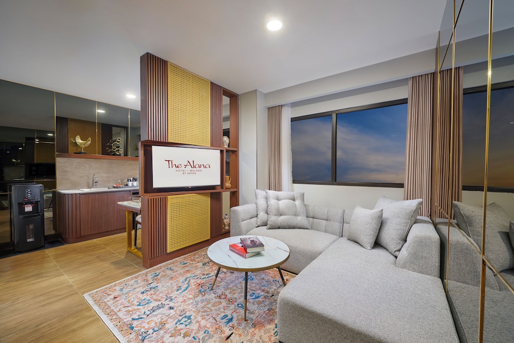 The Alana Hotel and Convention Center Malang 23/36