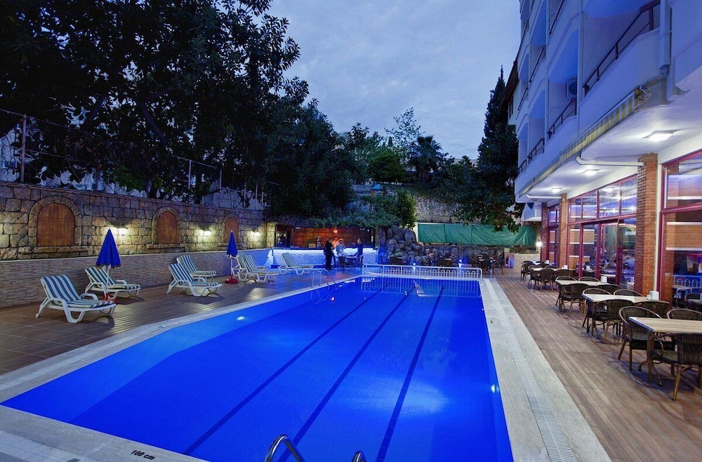 Diamore Hotel 9/31