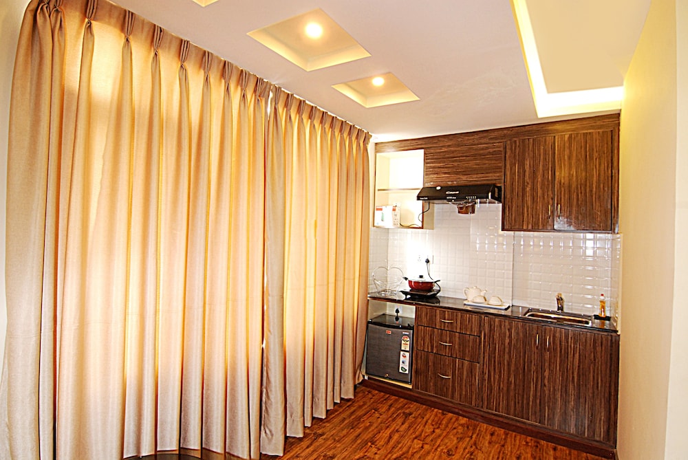 Kathmandu Grand Hotel 2/48