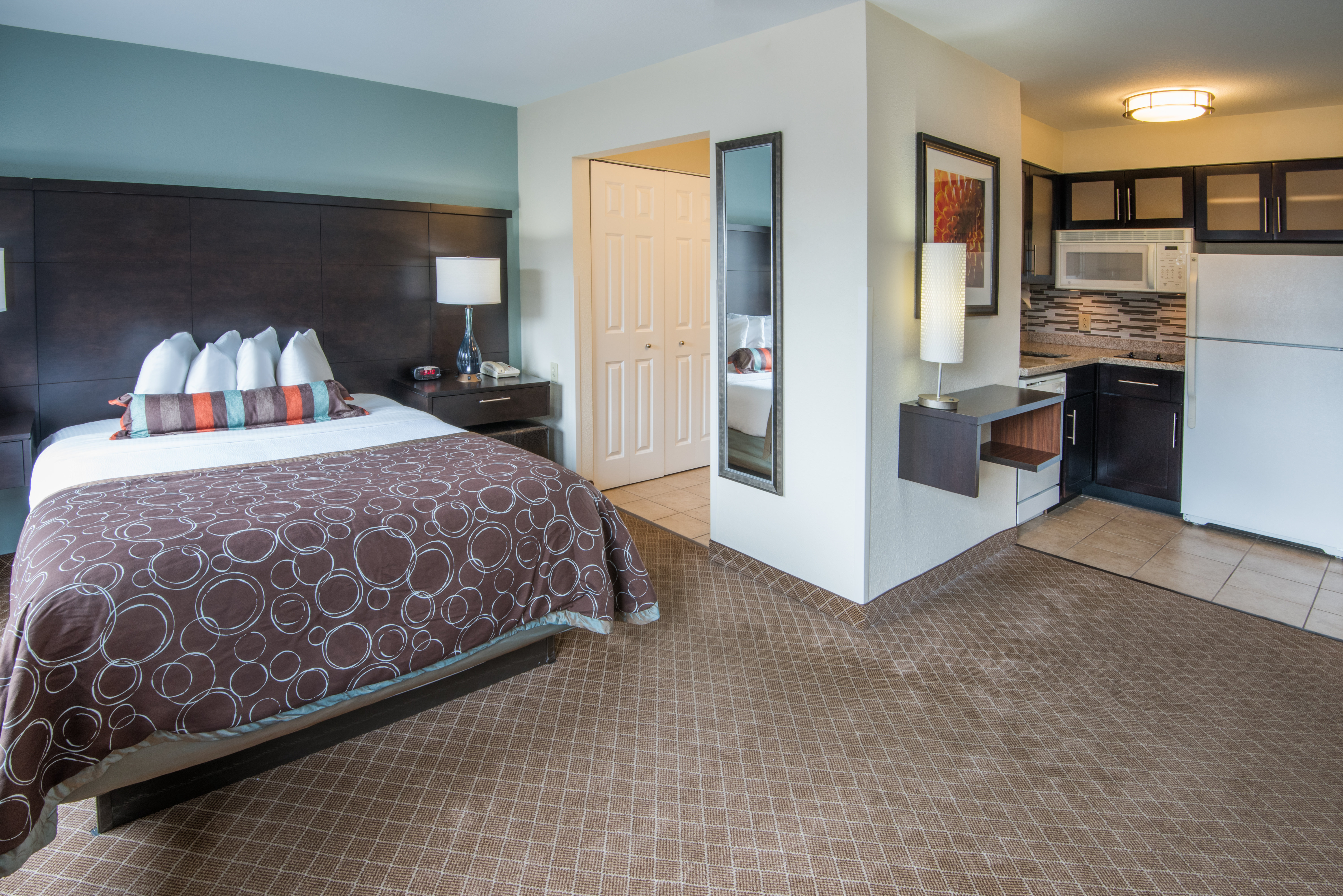 Studio, Suite, Queen Bed