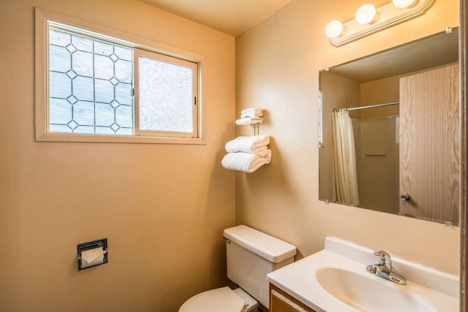 Howard Johnson by Wyndham Spokane 25/25