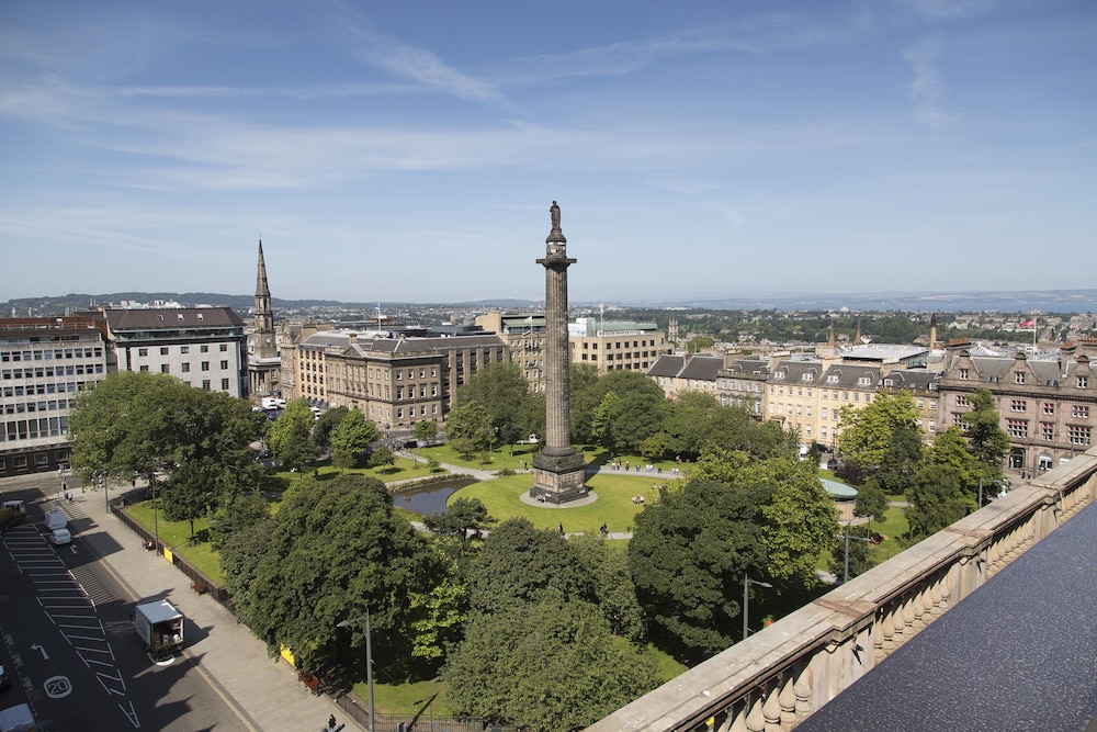 The Edinburgh Grand 46/50