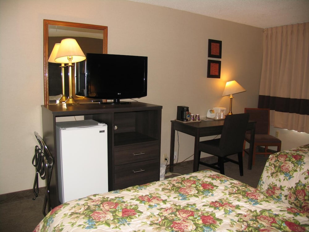 Ramada by Wyndham Kingston 38/50