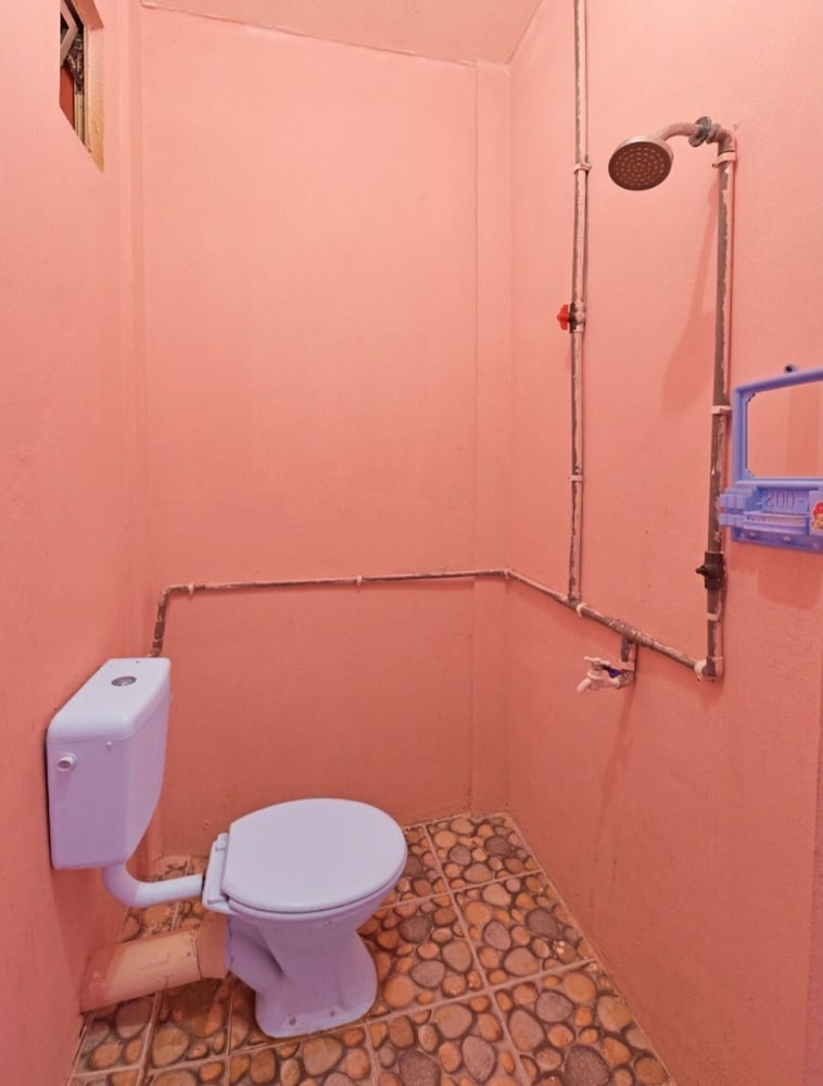 Capital O 90664 Rabi Hotel 36/36