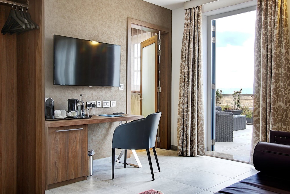 Palazzo Paolina Boutique Hotel 58/66
