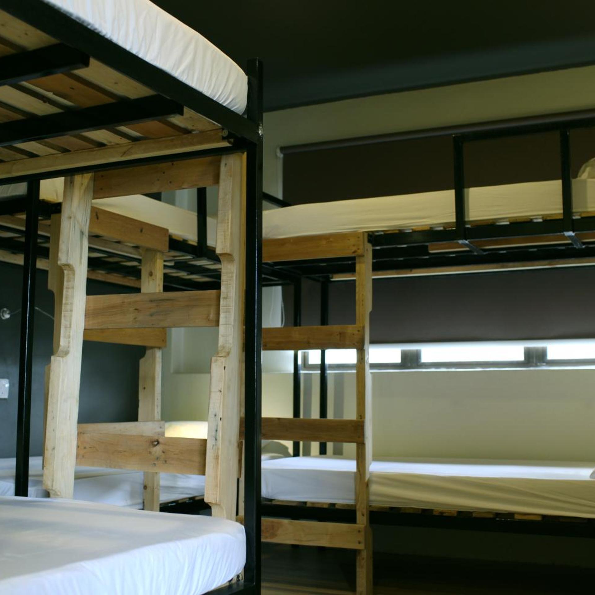 Revopackers Beds and Bunks 13/39